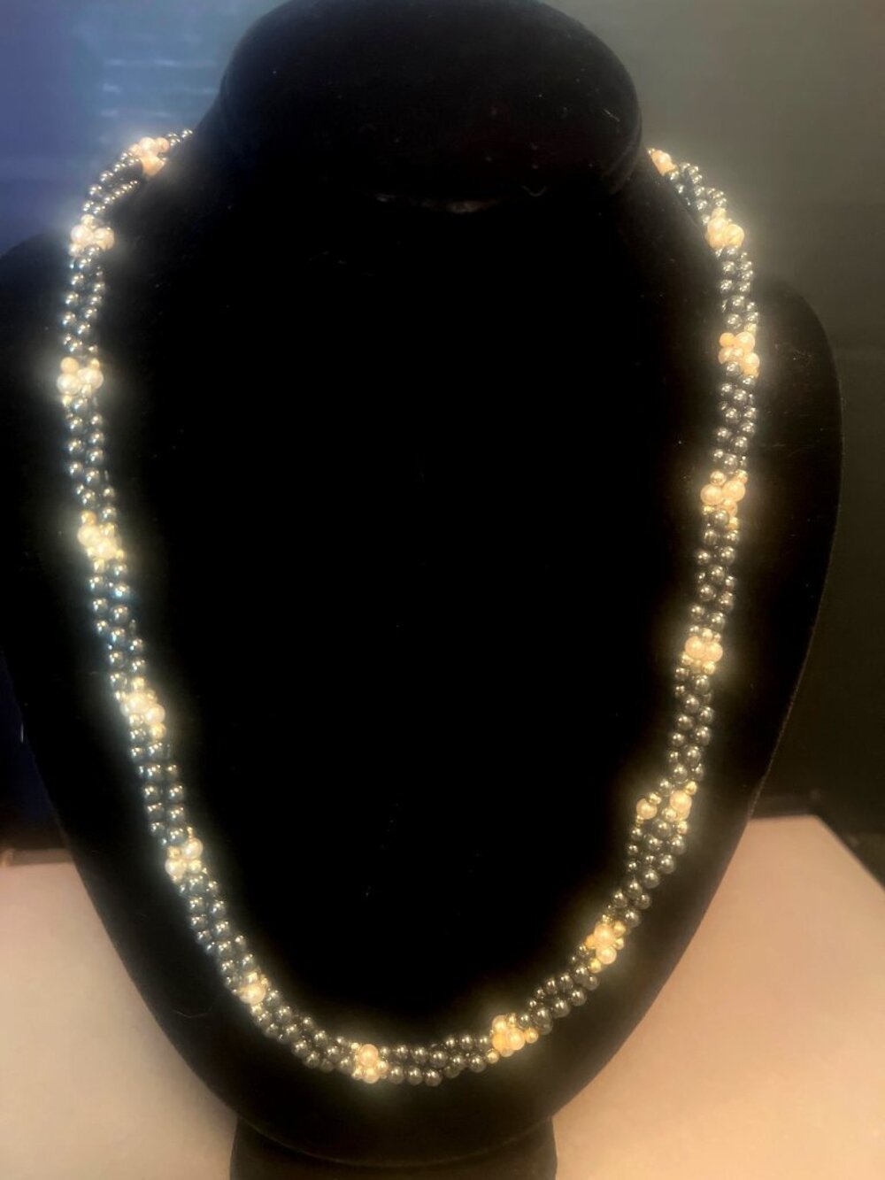 Beaded Necklace Hemitite? Beads and Faux Pearl Clusters & Silver Clasp 24 " - Picture 2 of 8